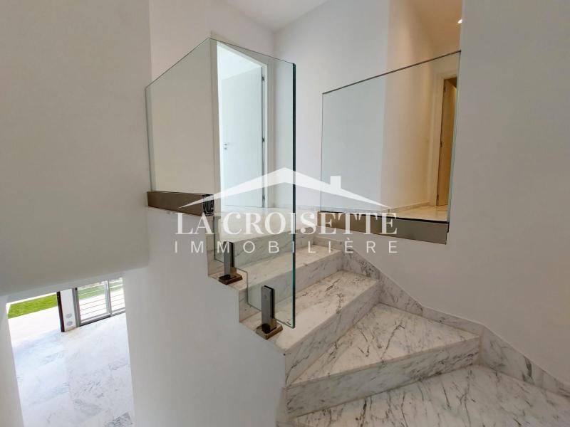 Duplex S+1 avec jardin à La Marsa